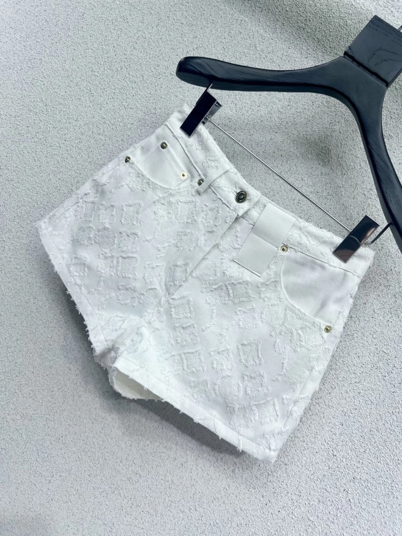 Neat Louis Vuitton Short Pants 131361