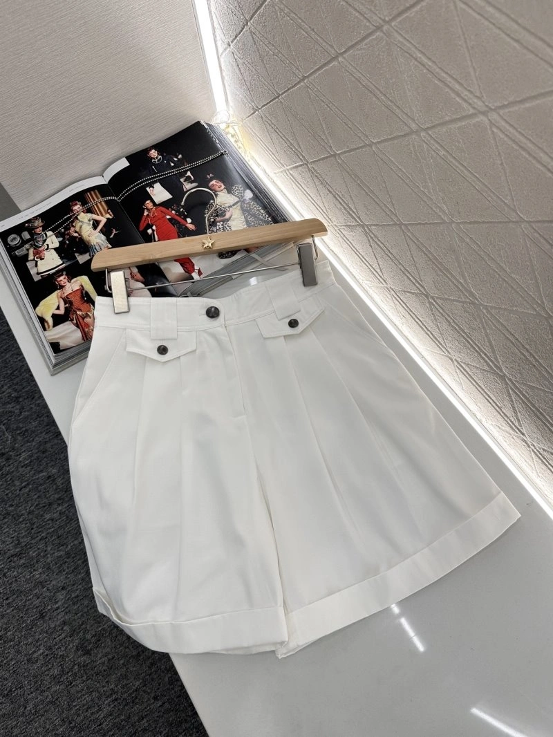 Contemporary Louis Vuitton Short Pants 131254