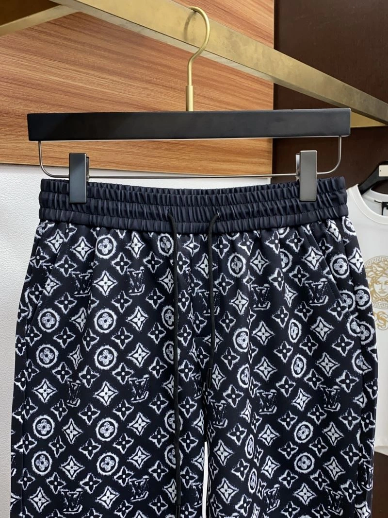 Casual Louis Vuitton Short Pants 133731