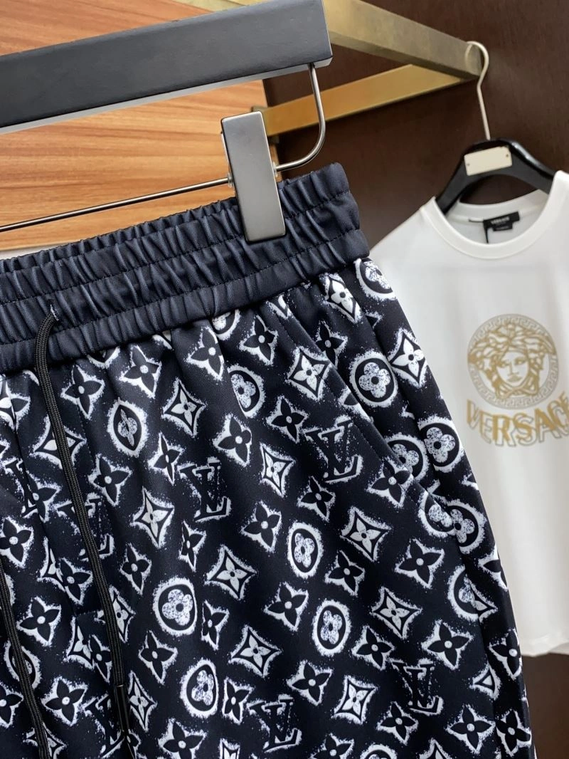Casual Louis Vuitton Short Pants 133731