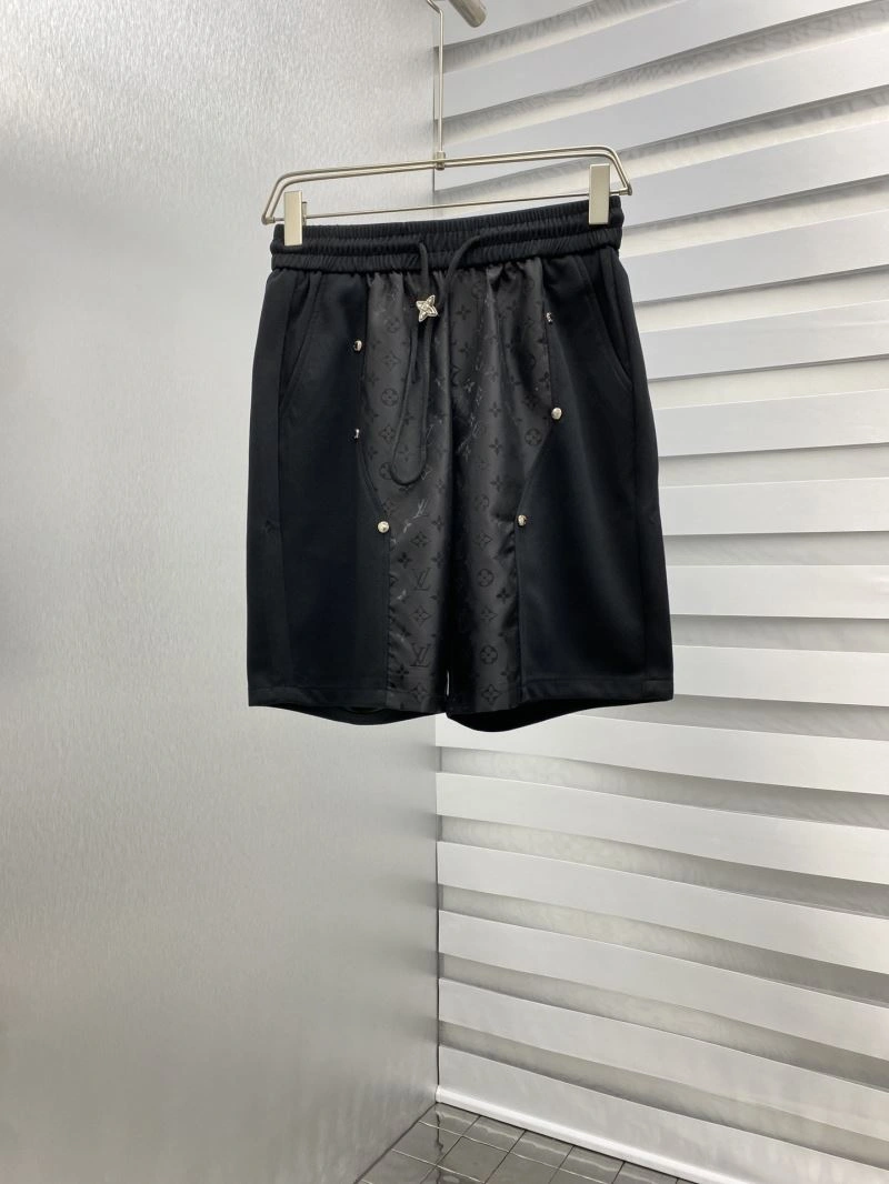 Snug Louis Vuitton Short Pants 133727