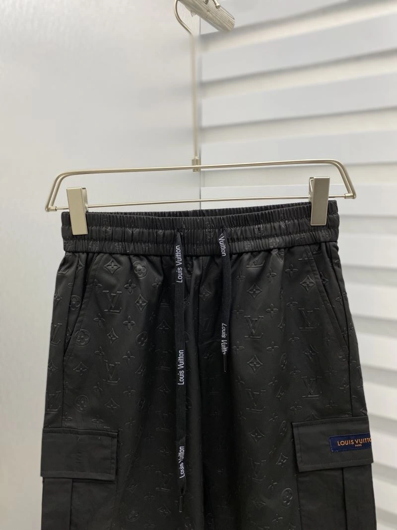 ZipUp Louis Vuitton Short Pants 133743