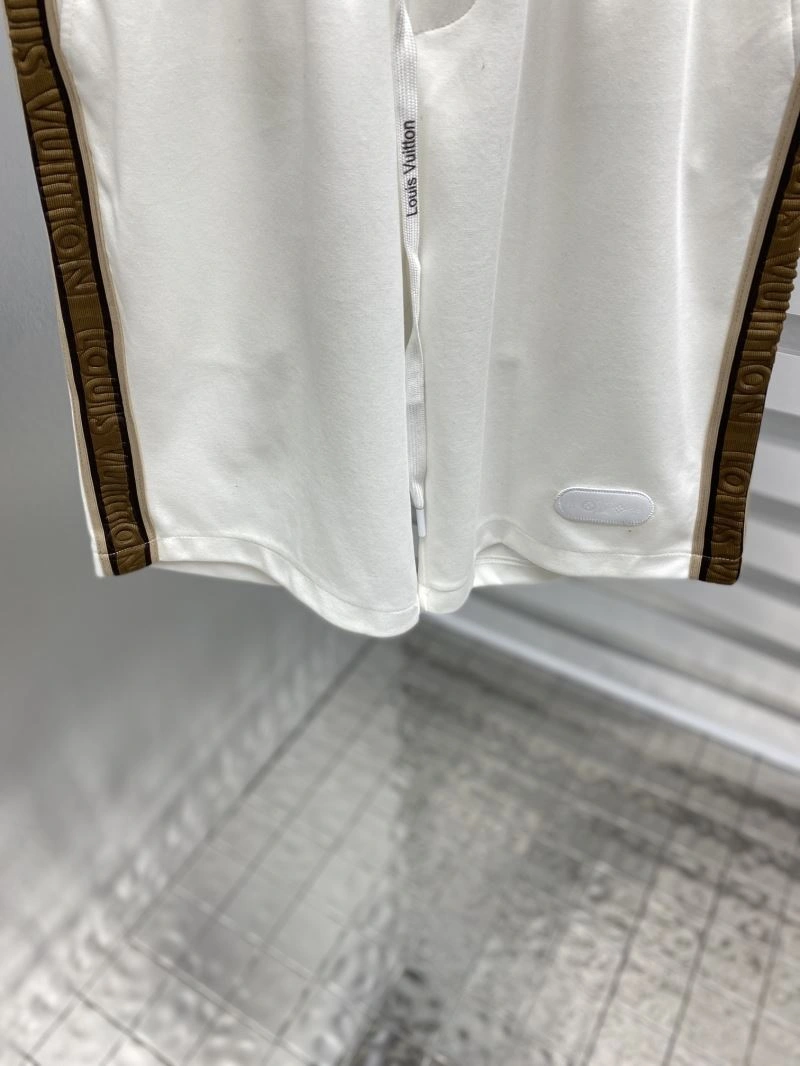Contemporary Louis Vuitton Short Pants 133704