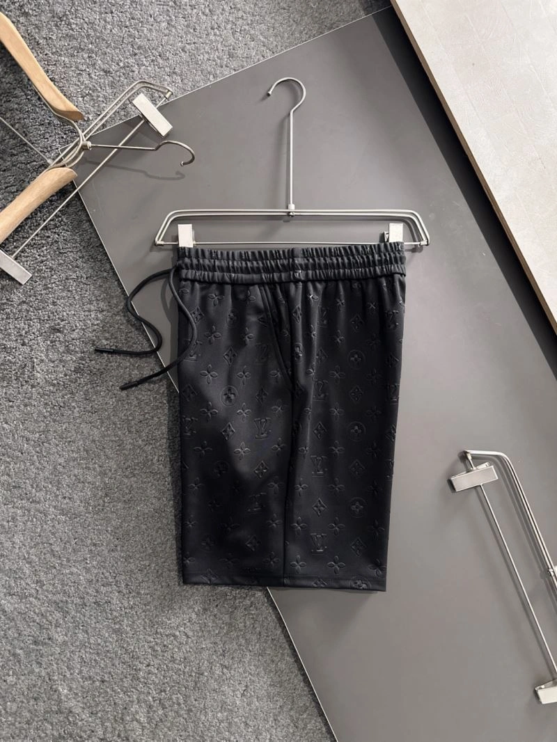 ModernLook Louis Vuitton Short Pants 133700