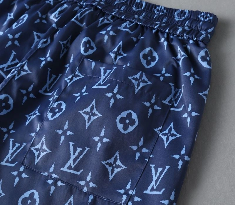 Bright Louis Vuitton Short Pants 133708