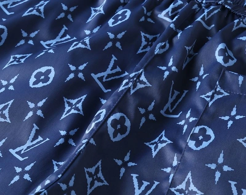 Bright Louis Vuitton Short Pants 133708