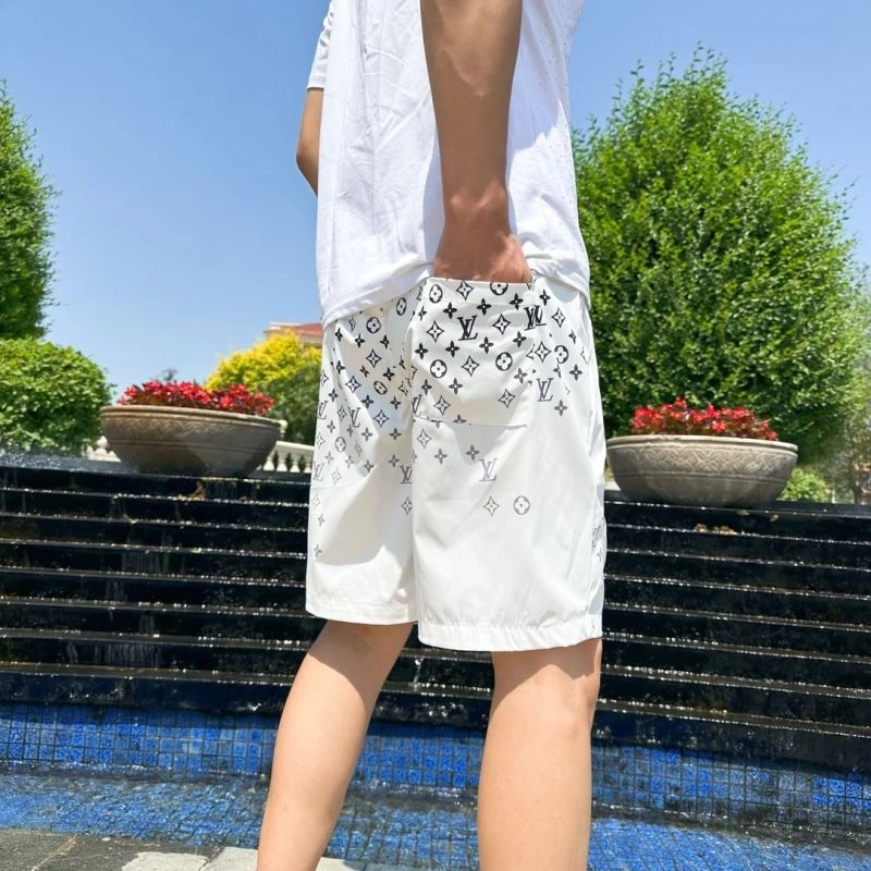 Contemporary Louis Vuitton Short Pants 133698