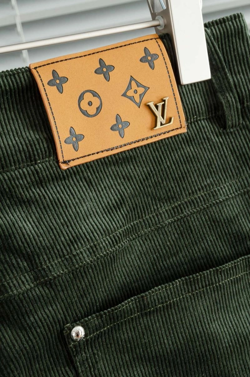 FashionForward Louis Vuitton Short Pants 133691