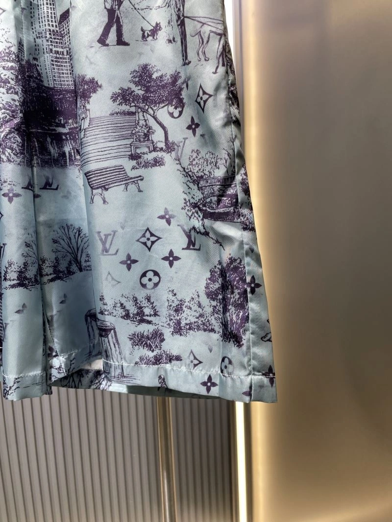 Contemporary Louis Vuitton Short Pants 133707