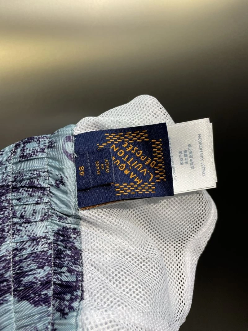 Contemporary Louis Vuitton Short Pants 133707
