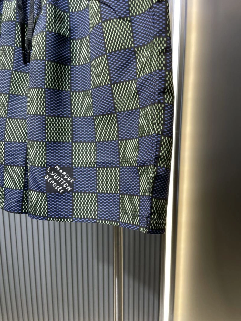 Louis Vuitton Short Pants FashionForward 133683