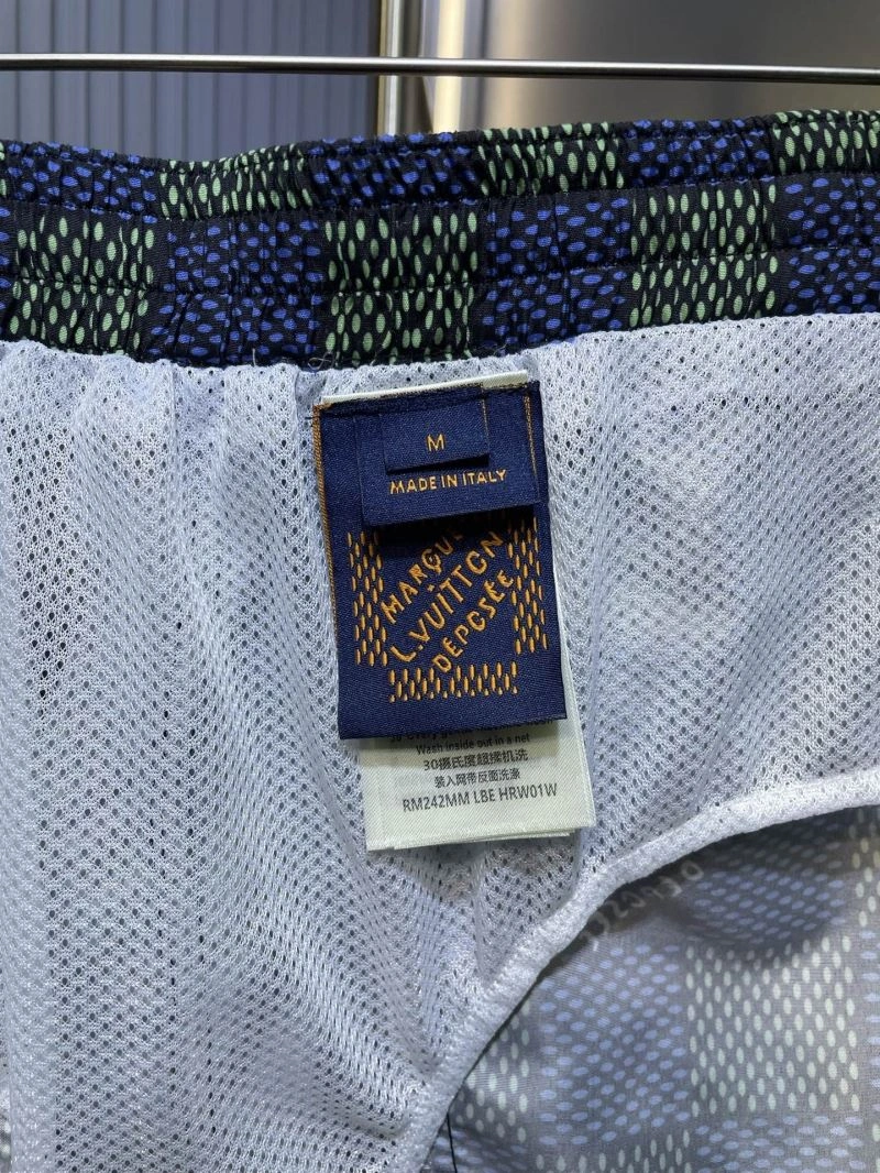 Louis Vuitton Short Pants FashionForward 133683