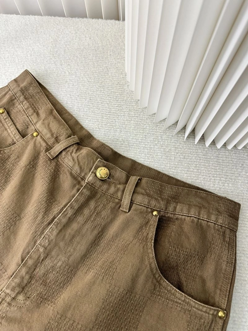 RelaxedFit Louis Vuitton Short Pants 132816