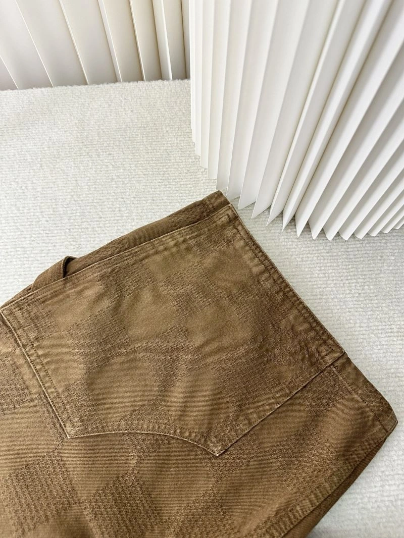 RelaxedFit Louis Vuitton Short Pants 132816