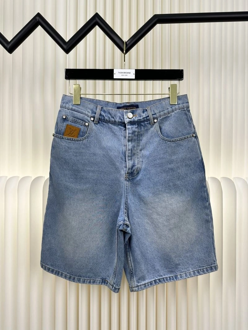 Louis Vuitton Short Pants Sporty 132750