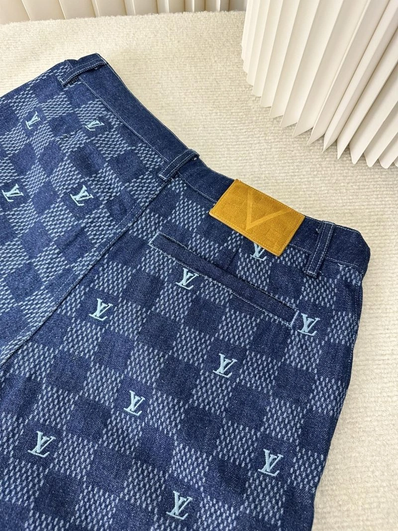 Thermal Louis Vuitton Short Pants 132775