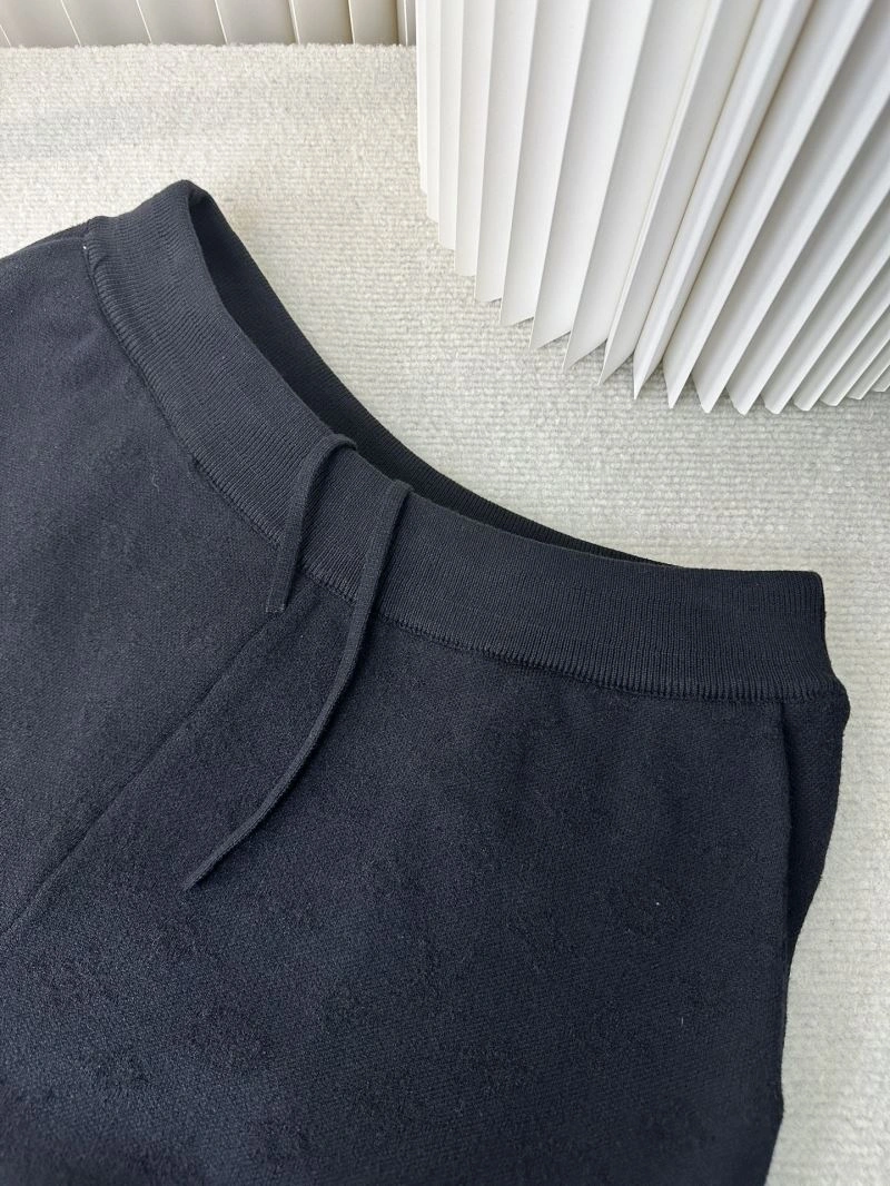 Louis Vuitton Short Pants Unisex 132747