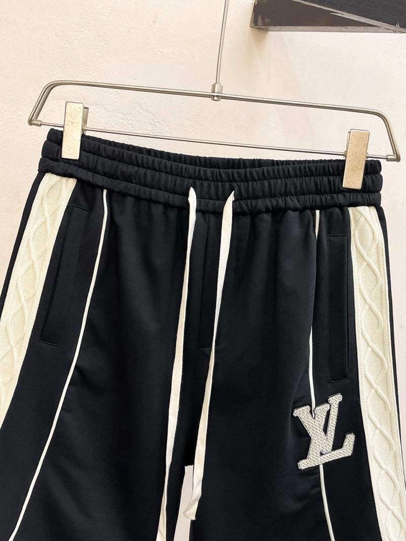 Louis Vuitton Short Pants ZipUp 132751