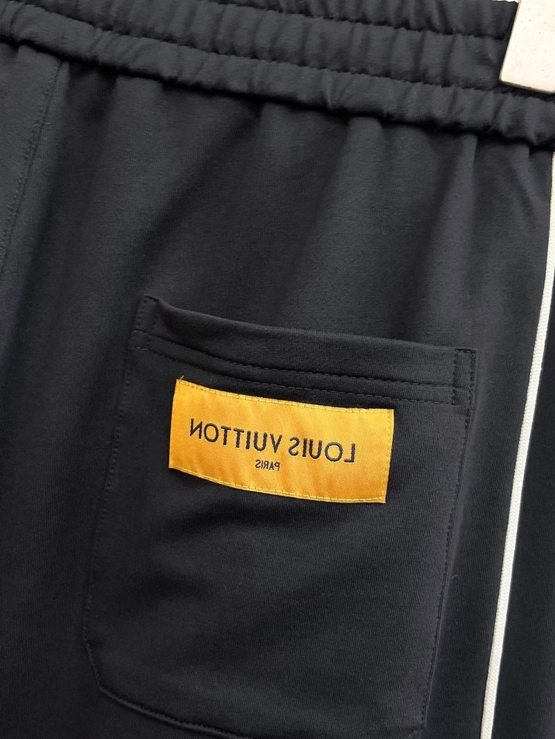 Louis Vuitton Short Pants ZipUp 132751