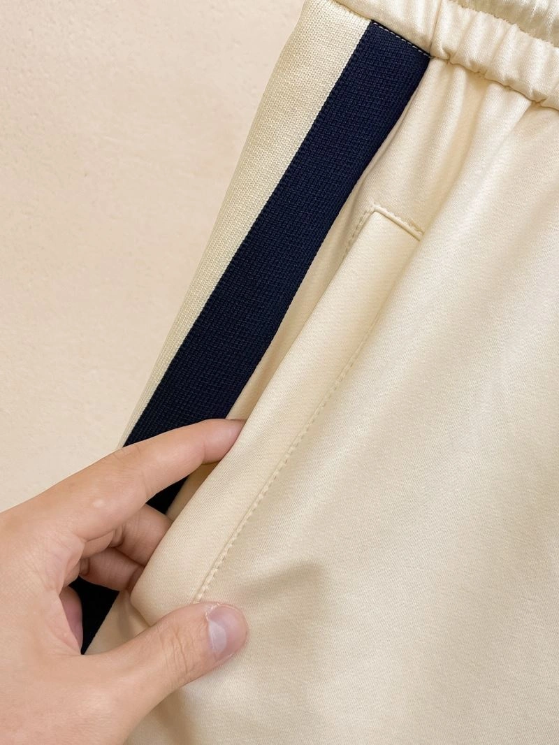 Elegant Louis Vuitton Short Pants 132742