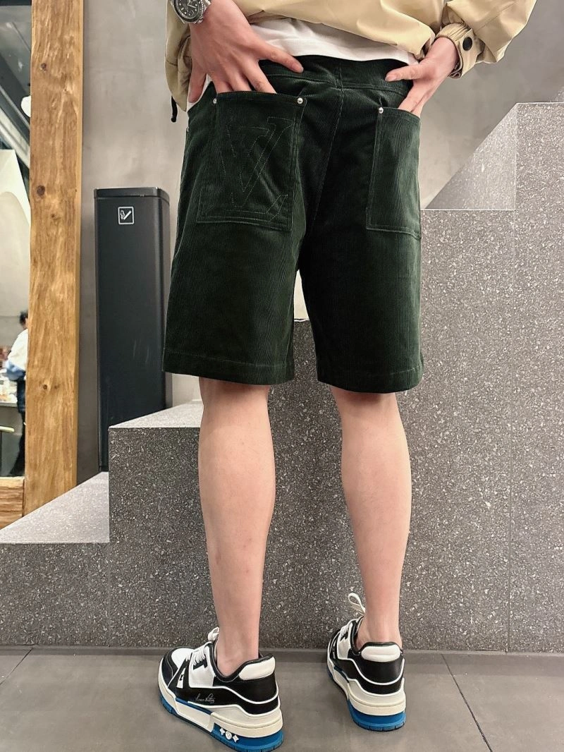 WaterResistant Louis Vuitton Short Pants 132736