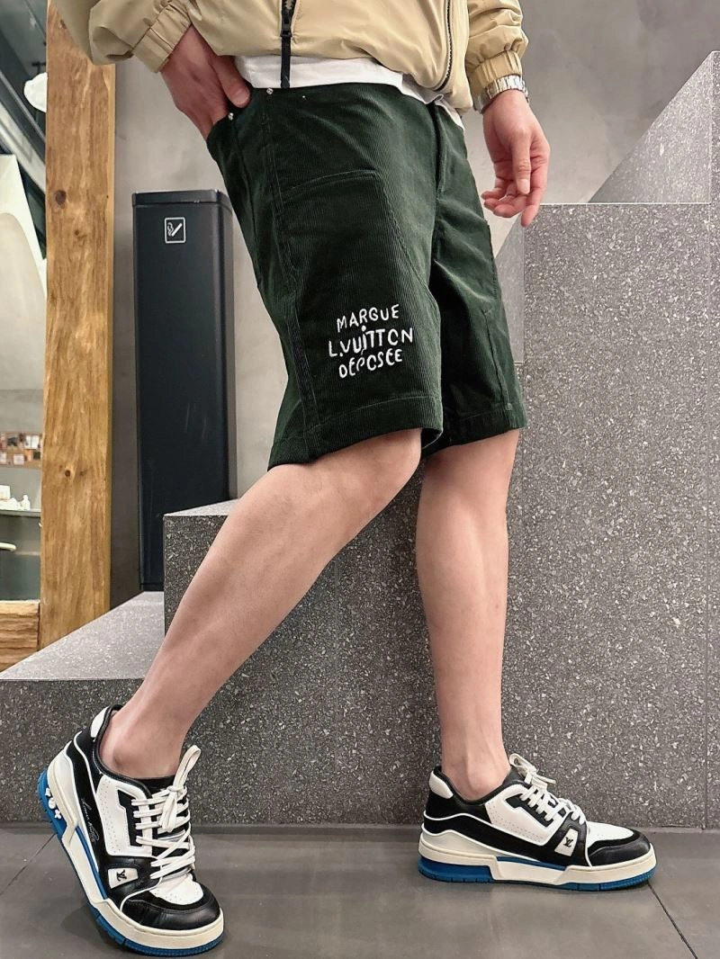WaterResistant Louis Vuitton Short Pants 132736