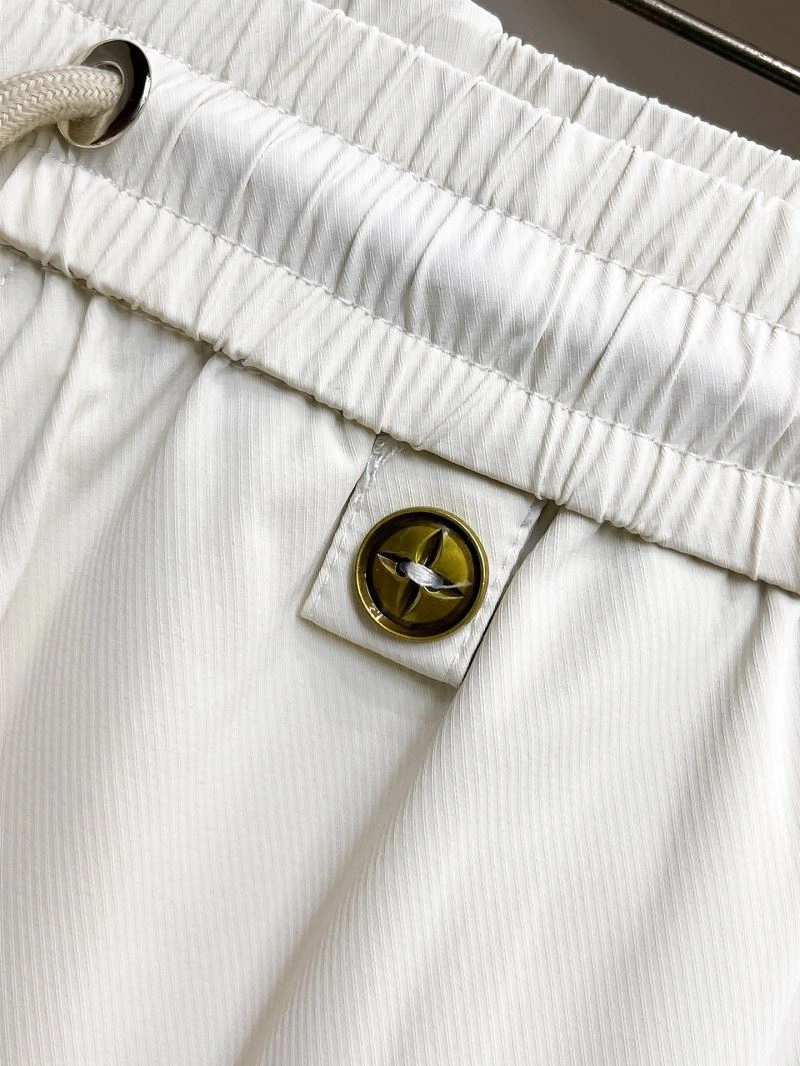 Seasonal Louis Vuitton Short Pants 132719
