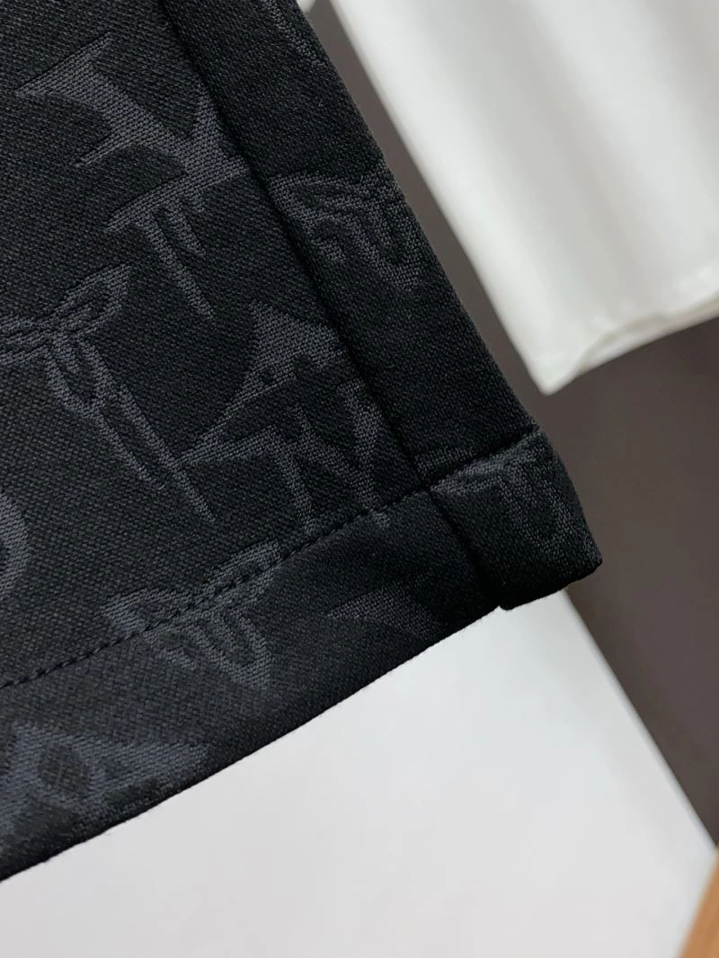 Durable Louis Vuitton Short Pants 132721