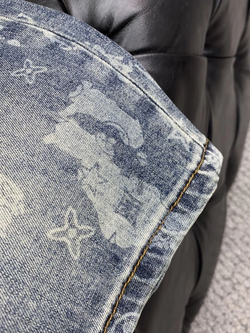 Louis Vuitton Short Pants Lightweight 132729