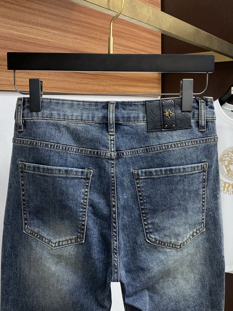 Louis Vuitton Short Pants Lightweight 132729