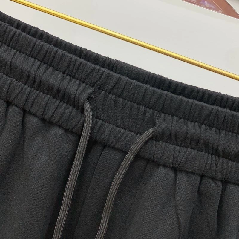 Breathable Louis Vuitton Short Pants 132723
