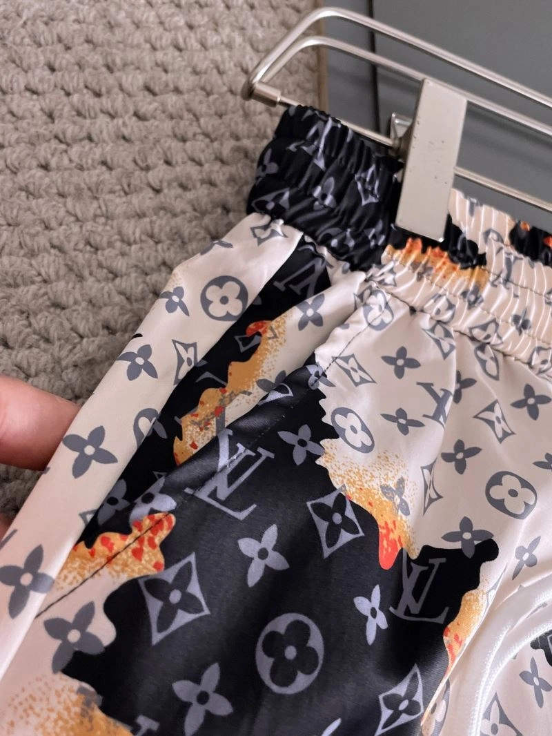 SoftTouch Louis Vuitton Short Pants 132716