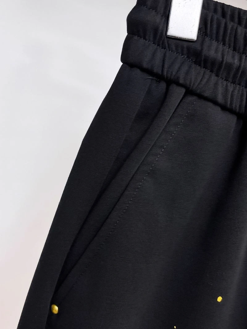 Sporty Louis Vuitton Short Pants 132704