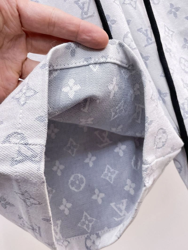 Louis Vuitton Short Pants FashionForward 132739