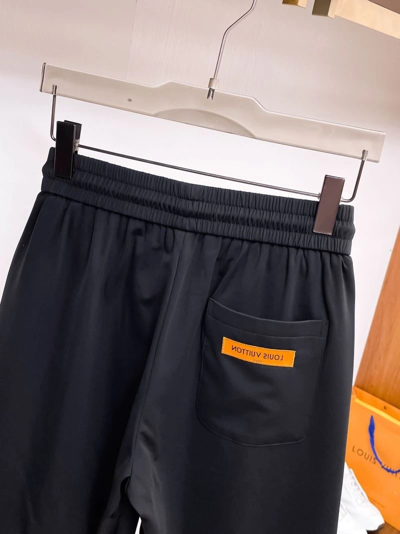 Louis Vuitton Short Pants Lightweight 132698