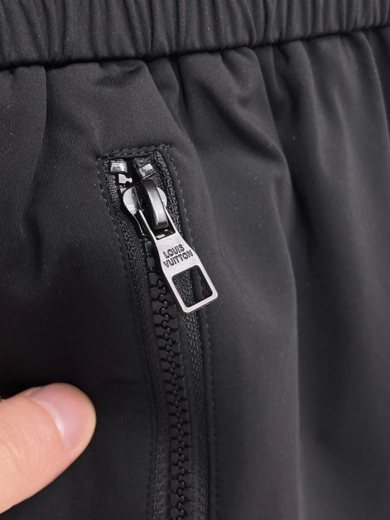 Louis Vuitton Short Pants Lightweight 132698