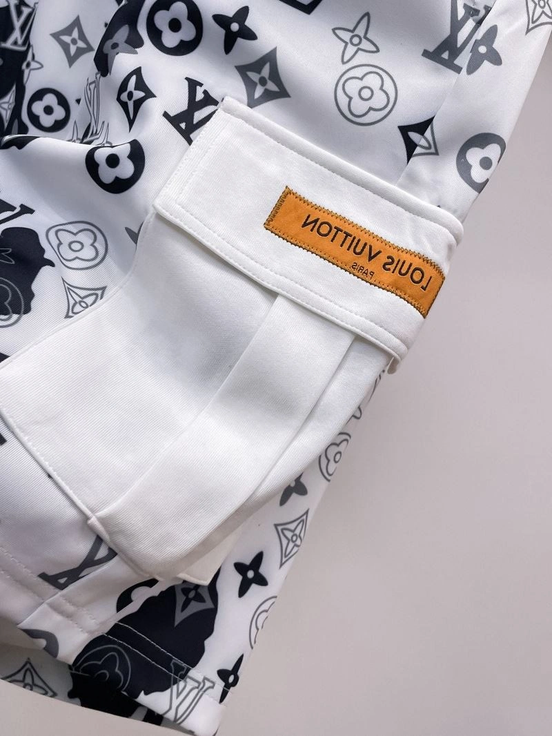 Breathable Louis Vuitton Short Pants 132696