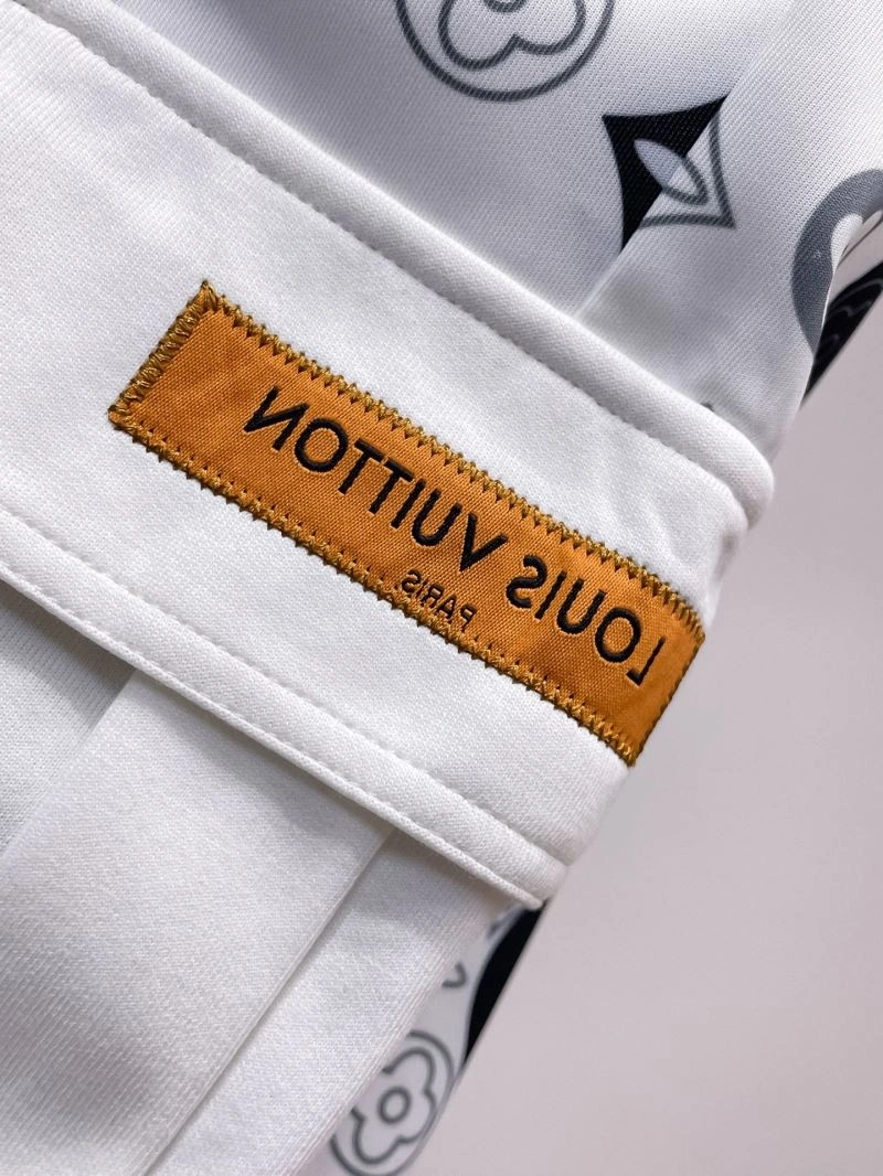 Breathable Louis Vuitton Short Pants 132696