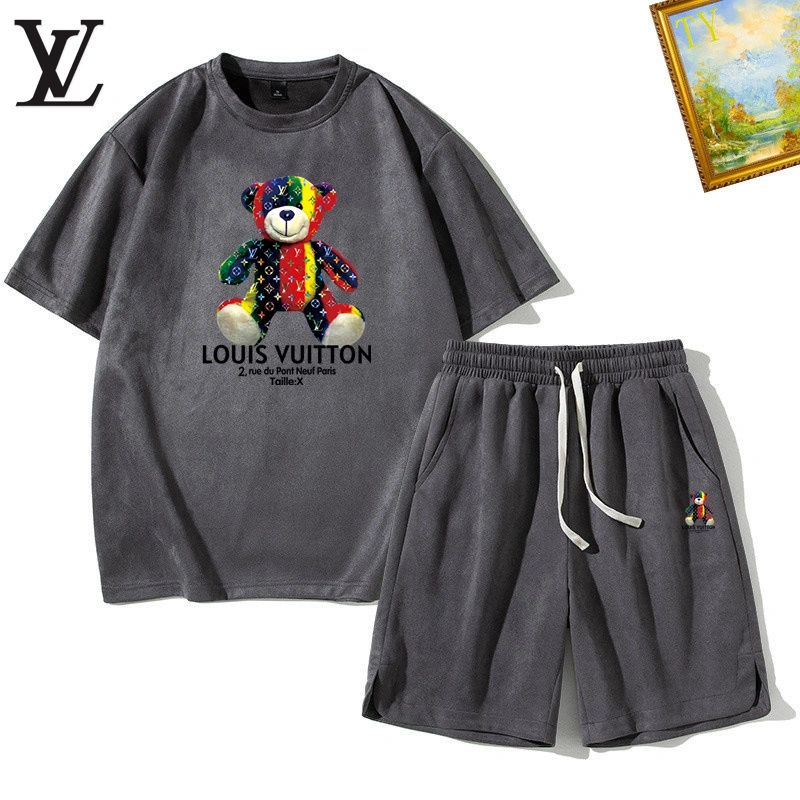 RelaxedFit Louis Vuitton Short Suits 139150