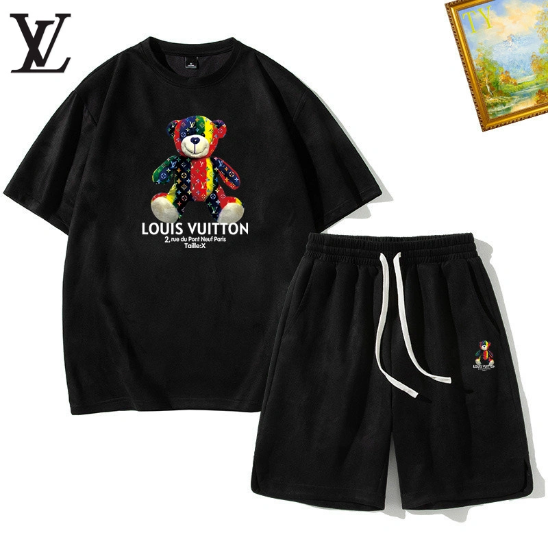 RelaxedFit Louis Vuitton Short Suits 139150