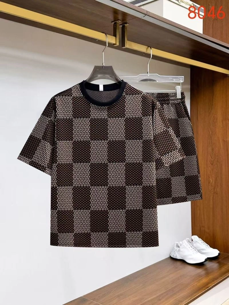 WellDesigned Louis Vuitton Short Suits 132036