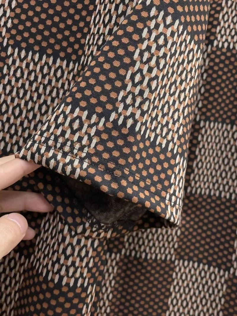 WellDesigned Louis Vuitton Short Suits 132036
