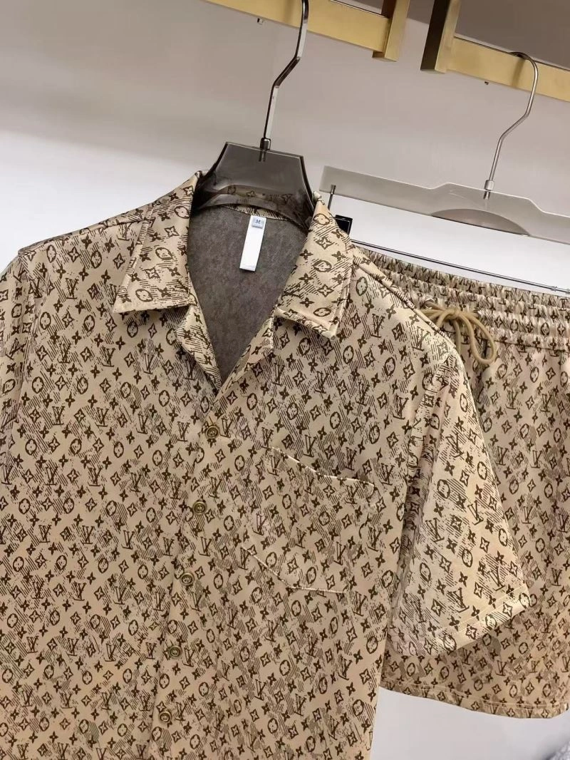 Louis Vuitton Short Suits TimelessDesign 132041