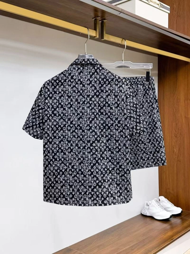 Louis Vuitton Short Suits Thermal 132037