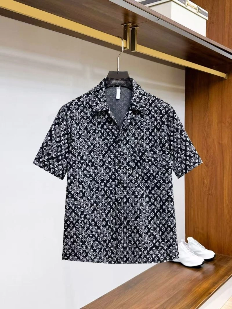 Louis Vuitton Short Suits Thermal 132037