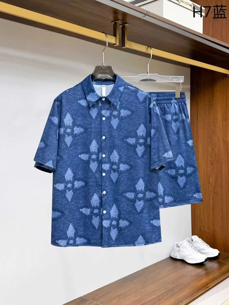 Comfortable Louis Vuitton Short Suits 132035