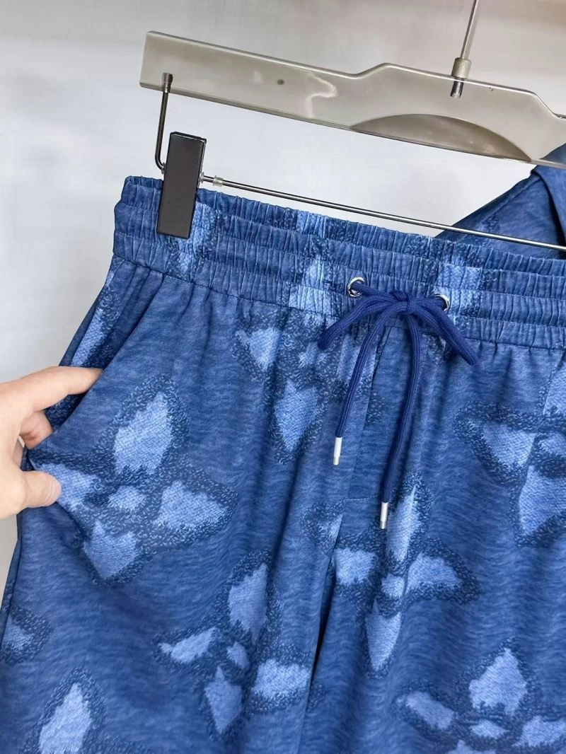 Comfortable Louis Vuitton Short Suits 132035