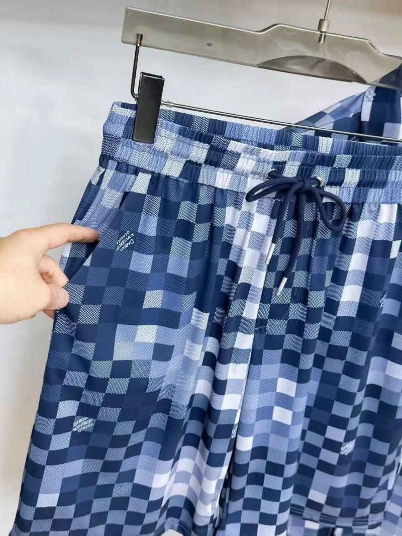 Louis Vuitton Short Suits TechFriendly 132030