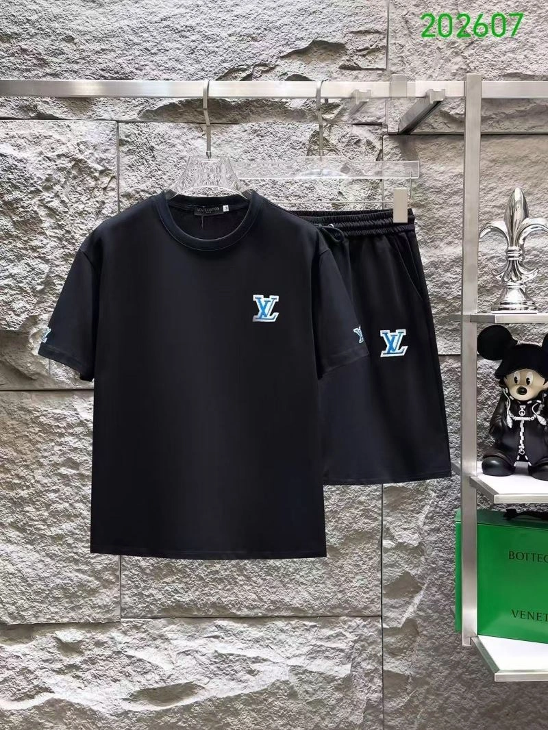 EasyCare Louis Vuitton Short Suits 132023
