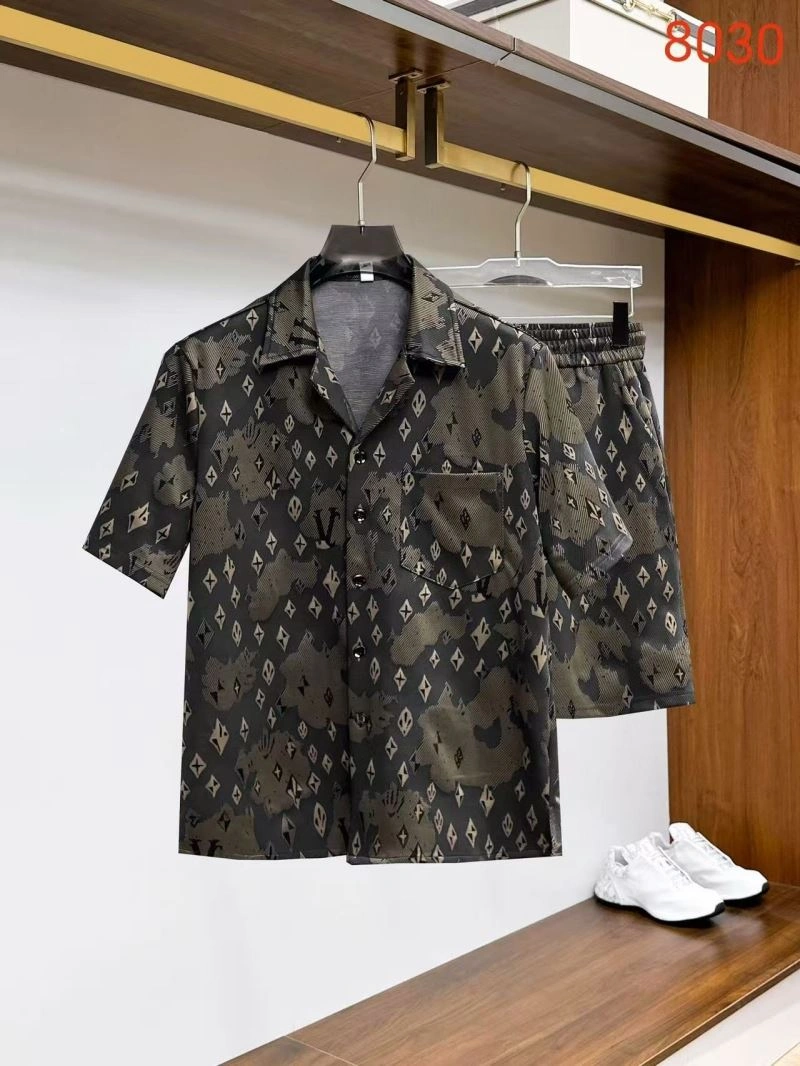 Louis Vuitton Short Suits Classic 132024